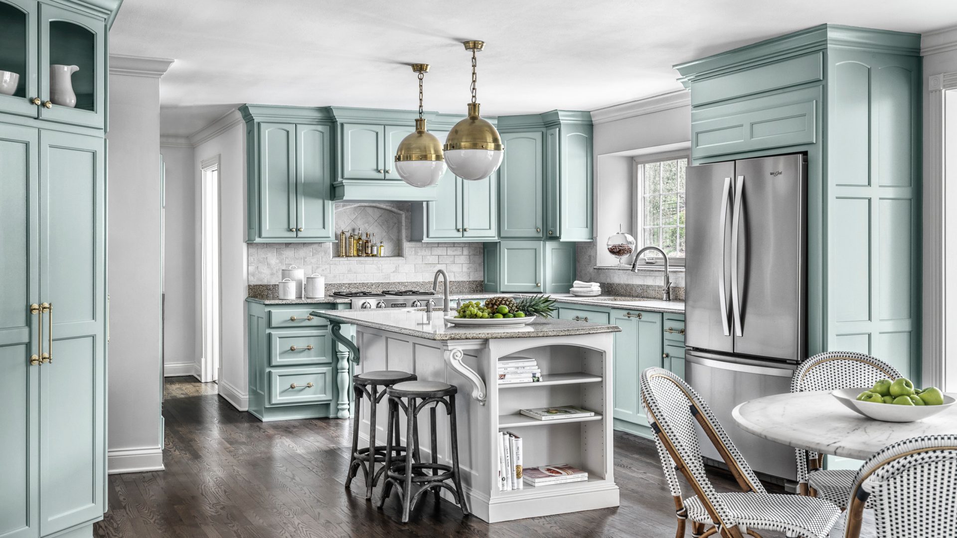 interior painting cabinets and walls